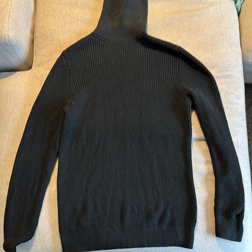 H&M Green Turtleneck Sweater